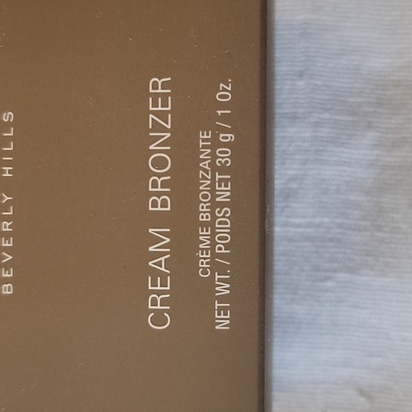 Anastasia Cream Bronzer - Picture 2 of 7